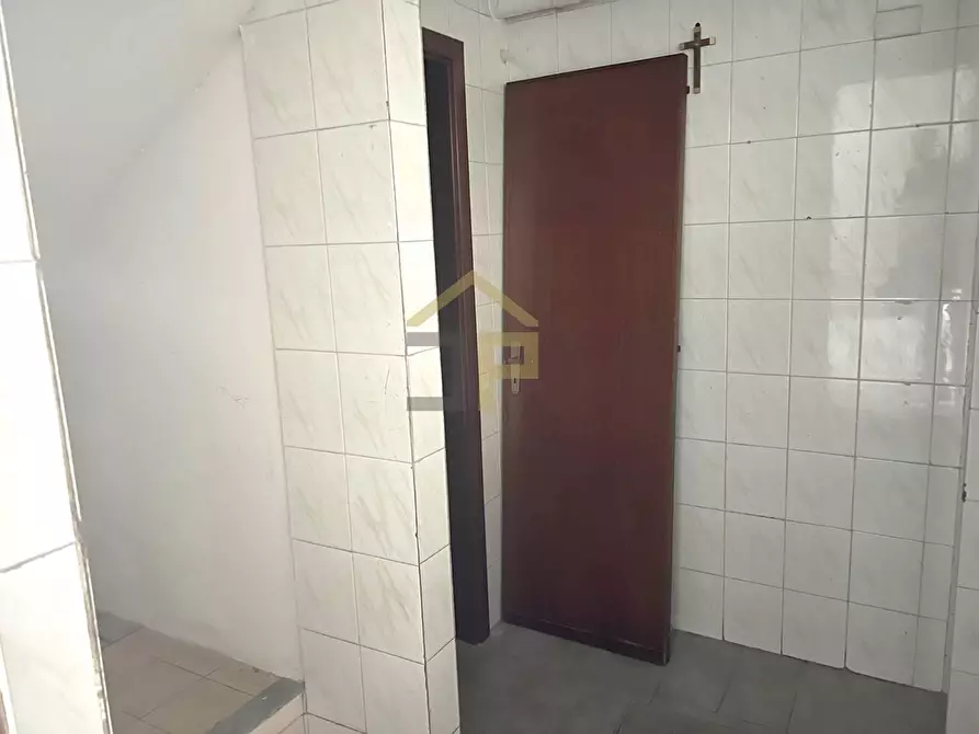 Immagine 19 di Magazzino in vendita  in Corso Dei Mille 895 a Palermo
