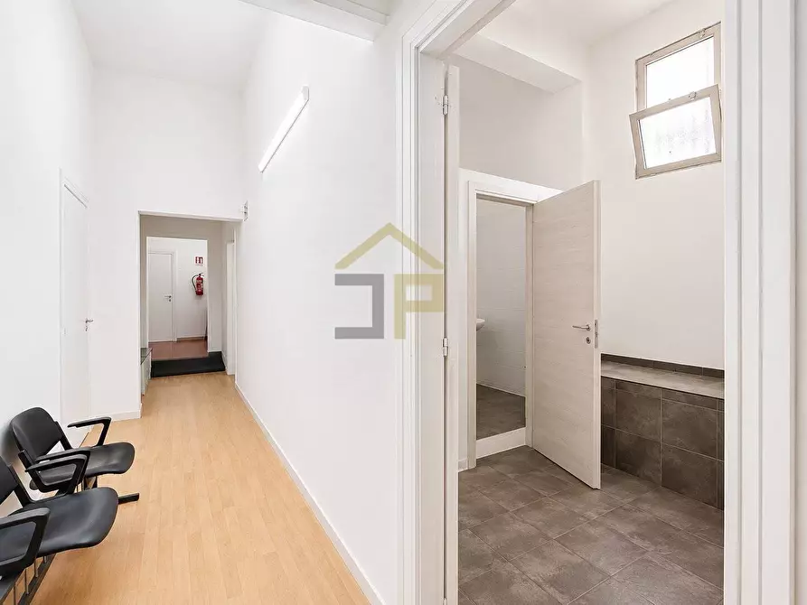 Immagine 10 di Appartamento in vendita  in Via Giuseppe Crispi 167 a Palermo