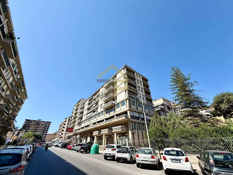 Immagine 2 di Appartamento in vendita  in Via Ausonia 83 a Palermo