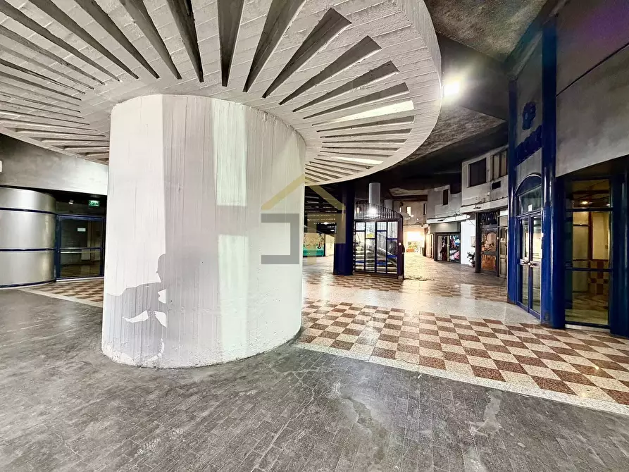 Immagine 23 di Appartamento in vendita  in Via Ausonia 83 a Palermo