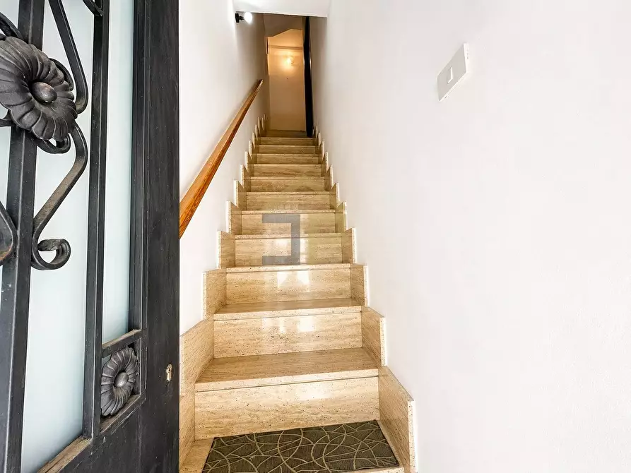 Immagine 32 di Casa indipendente in vendita  in Via Cassarà a Monreale