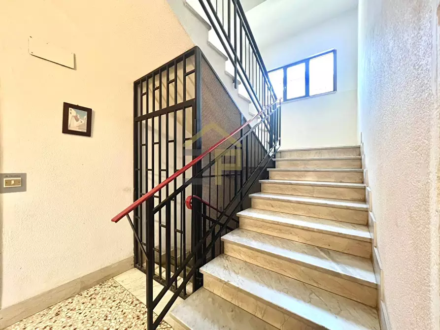 Immagine 5 di Appartamento in vendita  in Via Bronte 15 a Palermo