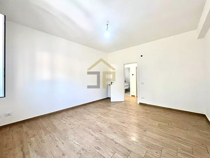 Immagine 34 di Appartamento in vendita  in Via Bronte 15 a Palermo