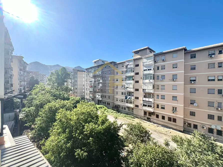 Immagine 24 di Appartamento in vendita  in Via Bronte 15 a Palermo
