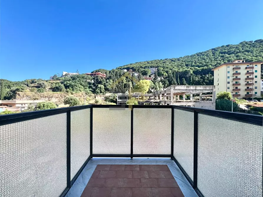 Immagine 12 di Appartamento in vendita  in Via Bronte 15 a Palermo