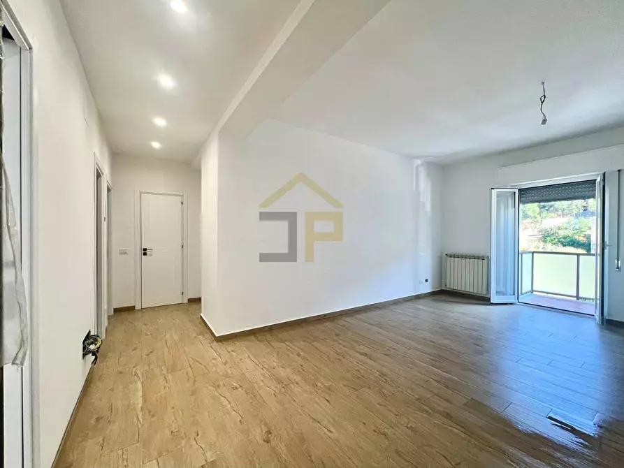 Immagine 8 di Appartamento in vendita  in Via Bronte 15 a Palermo