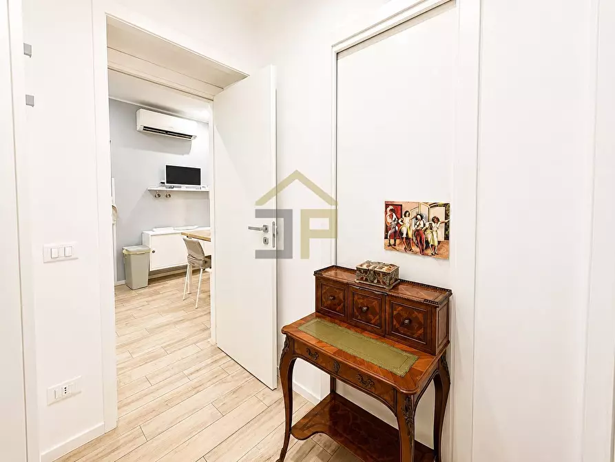 Immagine 6 di Appartamento in vendita  in Via Dello Spirito Santo 15 a Palermo