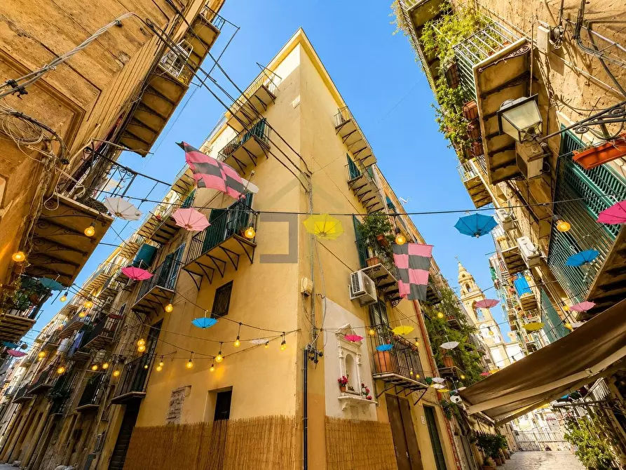 Immagine 4 di Appartamento in vendita  in Via Orologio 13 a Palermo