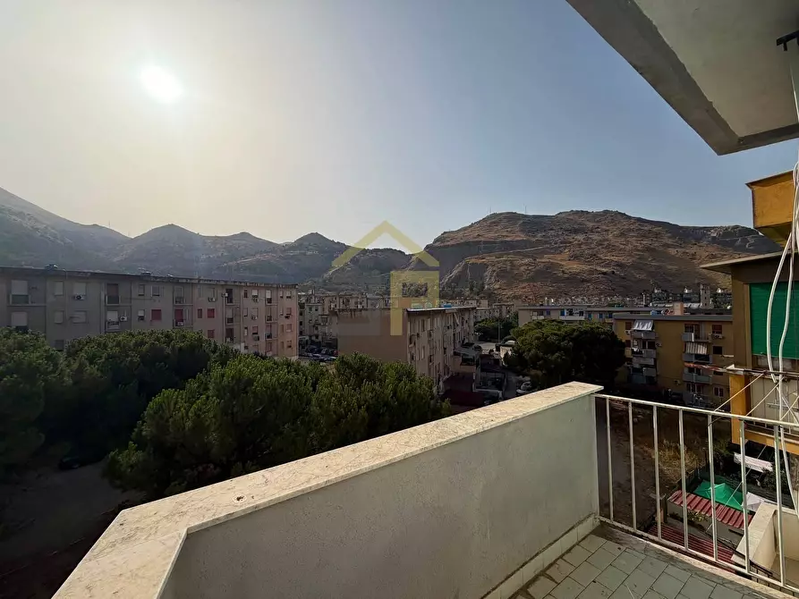 Immagine 19 di Appartamento in vendita  in Largo Zancle 4 a Palermo