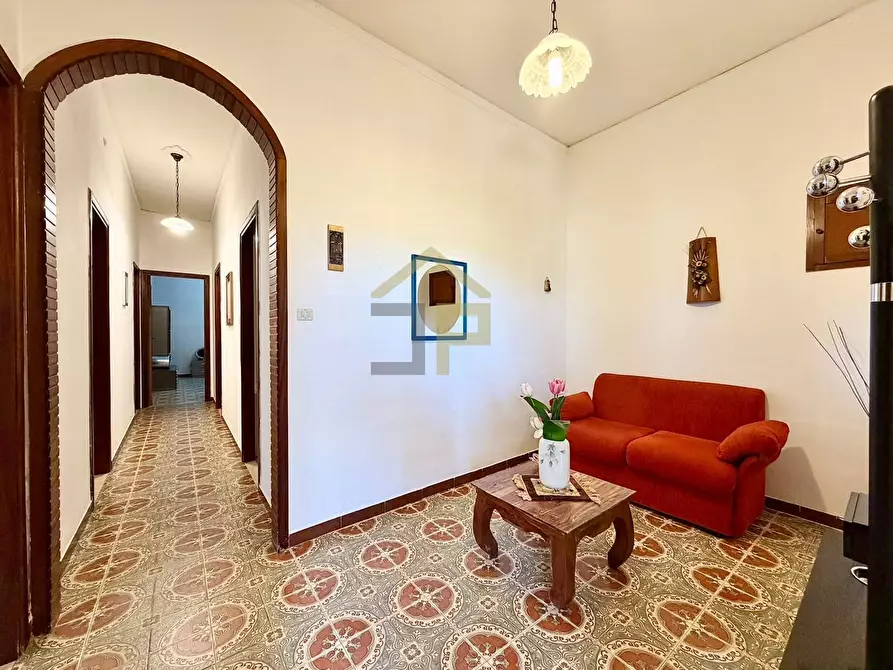 Immagine 11 di Casa semindipendente in vendita  in Contrada Garofalo a Partinico