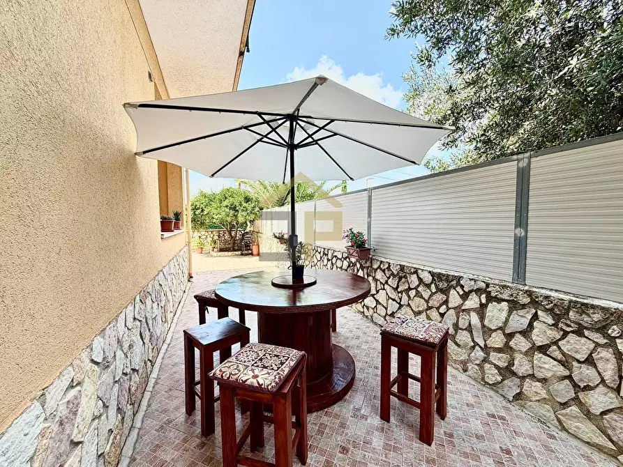 Immagine 5 di Casa semindipendente in vendita  in Contrada Garofalo a Partinico