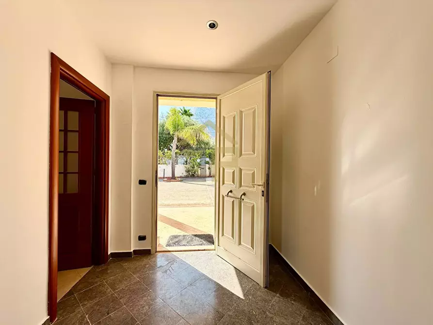 Immagine 39 di Villa in vendita  in Contrada Calarossa a Terrasini
