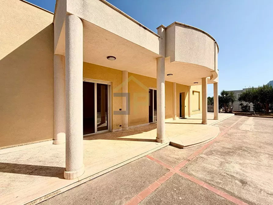Immagine 53 di Villa in vendita  in Contrada Calarossa a Terrasini