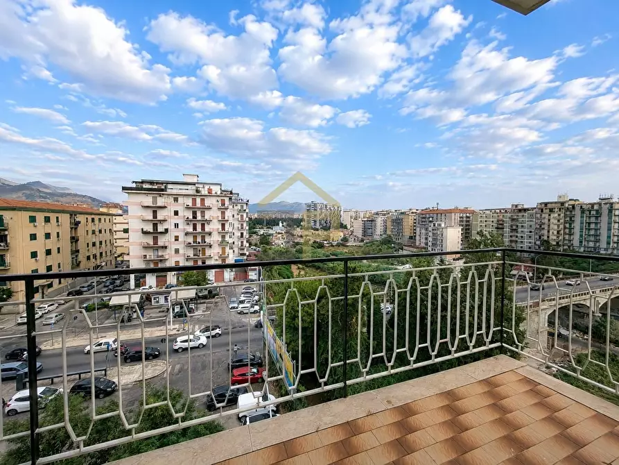 Immagine 18 di Appartamento in vendita  in Via Oreto 324 a Palermo
