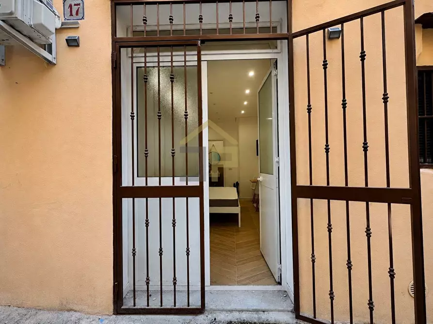 Immagine 14 di Appartamento in vendita  in Via Valverde 17 a Palermo