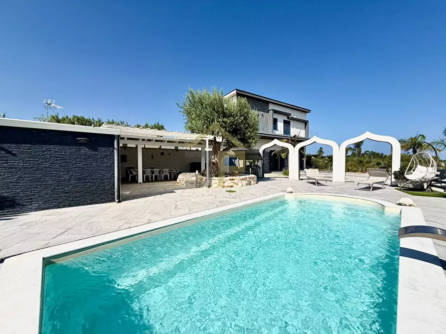 Immagine 1 di Villa in vendita  in Contrada Spadafora a Partinico