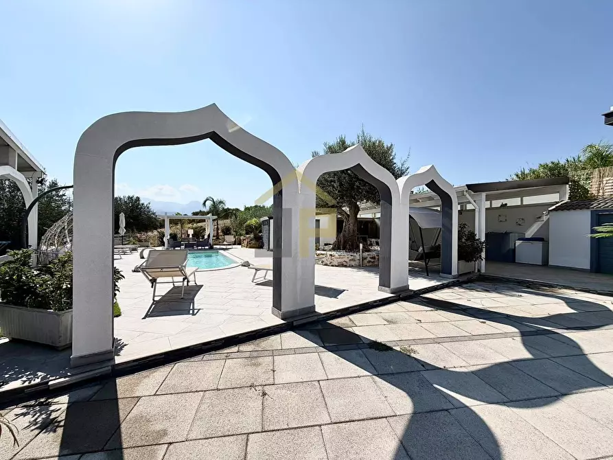 Immagine 5 di Villa in vendita  in Contrada Spadafora a Partinico