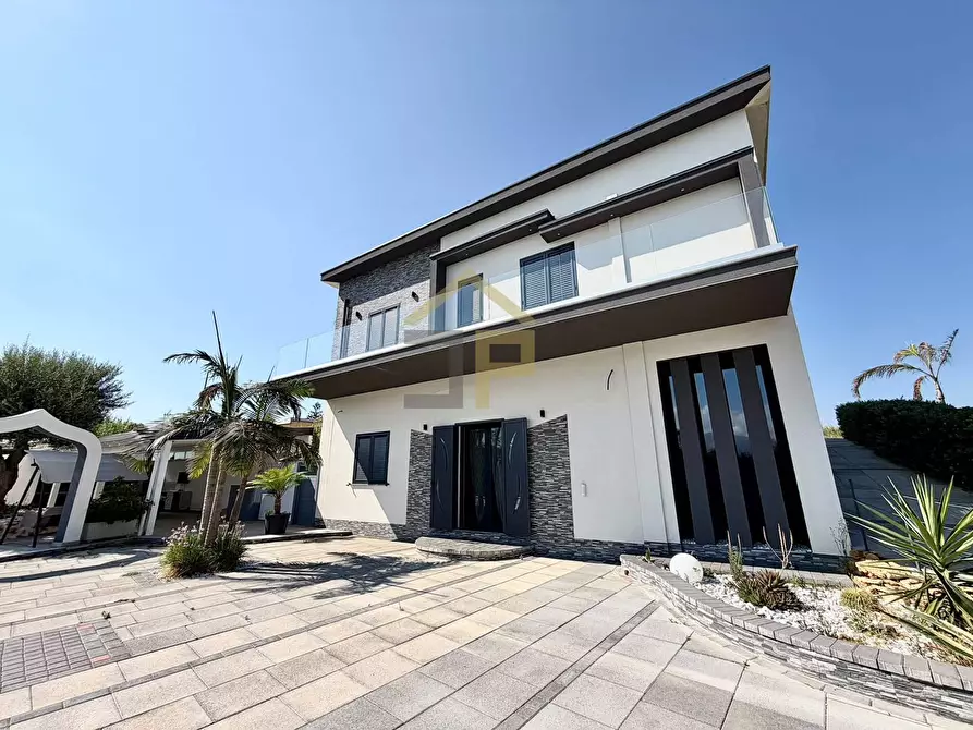 Immagine 4 di Villa in vendita  in Contrada Spadafora a Partinico