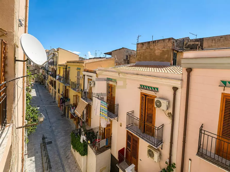 Immagine 10 di Appartamento in affitto  in Piazza Carlo Maria Ventimiglia 1 a Palermo