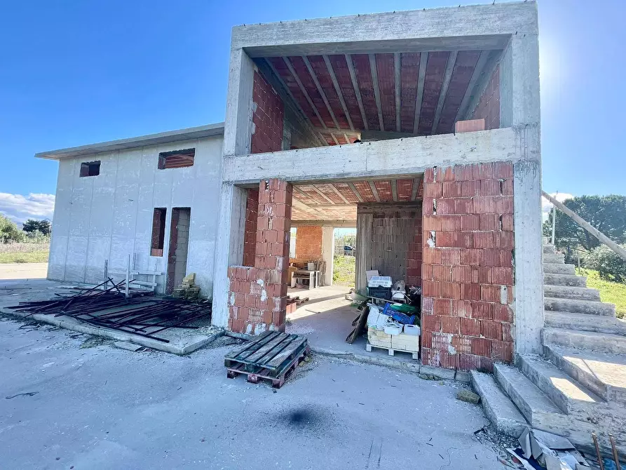 Immagine 6 di Villa in vendita  in Contrada Tobia a Partinico