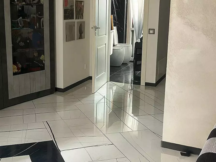 Immagine 6 di Villa in vendita  in VIA ANDREA MANTEGNA 70 a Mediglia