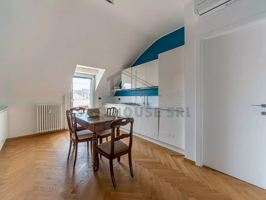 Immagine 10 di Appartamento in vendita  in VIA SAVONA 104 a Milano