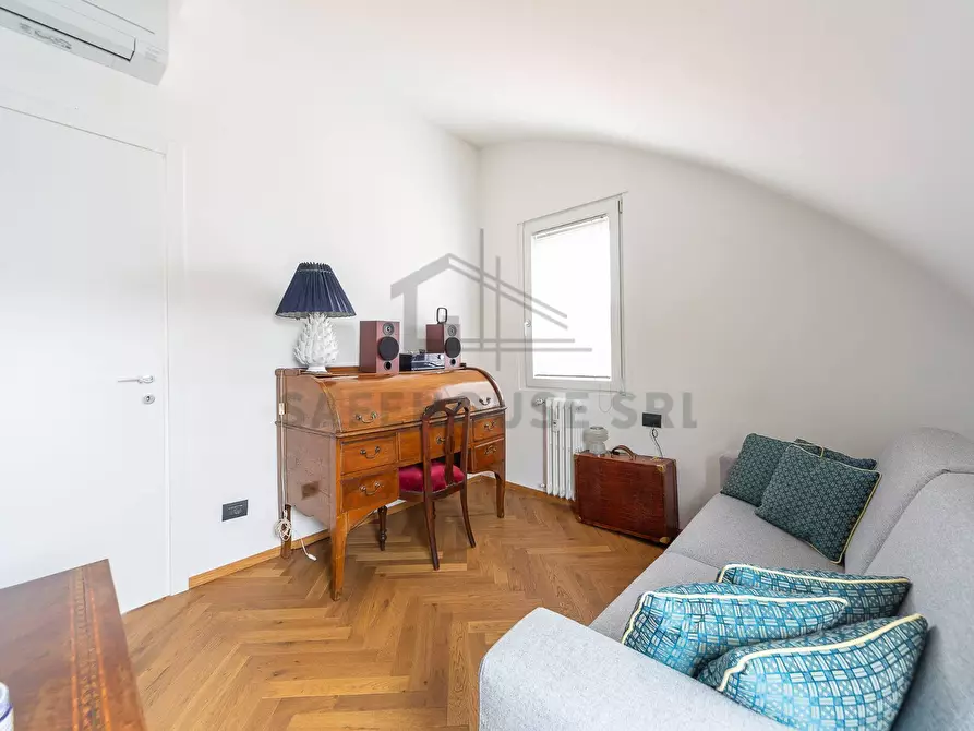 Immagine 15 di Appartamento in vendita  in VIA SAVONA 104 a Milano