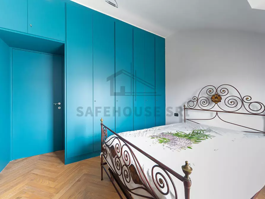 Immagine 11 di Appartamento in vendita  in VIA SAVONA 104 a Milano