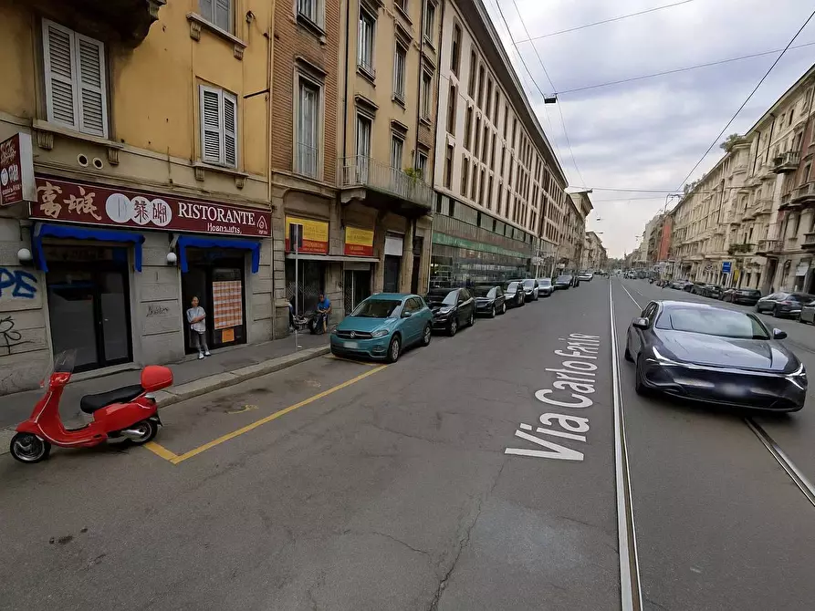 Immagine 1 di Locale commerciale in vendita  in Via Carlo Farini 60 a Milano