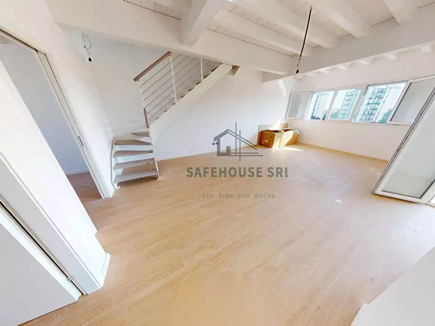 Immagine 2 di Appartamento in vendita  in VIA PAPA GIOVANNI XXIII 29 a San Giuliano Milanese