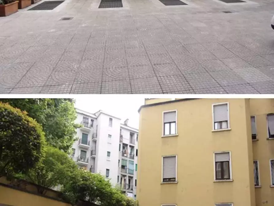 Immagine 4 di Attività commerciale in vendita  in VIALE PAPINIANO 31 a Milano