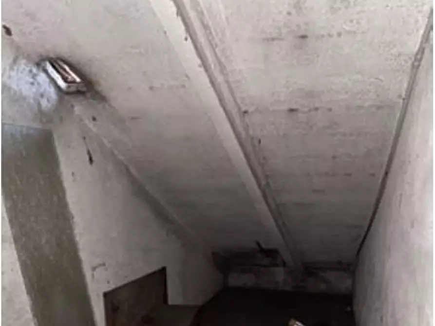 Immagine 5 di Appartamento in vendita  in PIAZZA AGRIPPA 4 a Milano