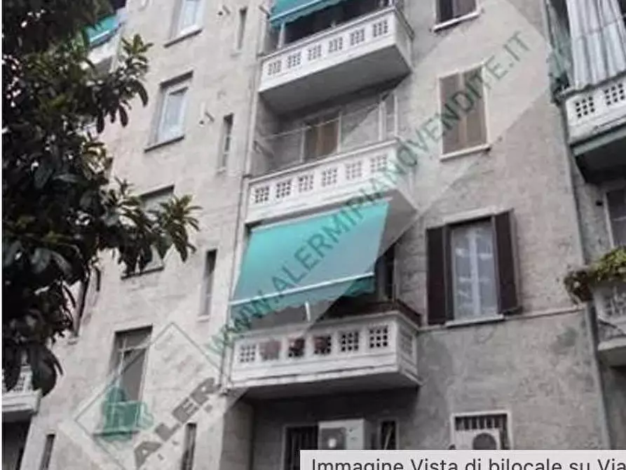 Immagine 2 di Appartamento in vendita  in VIA MAC MAHON 111 a Milano