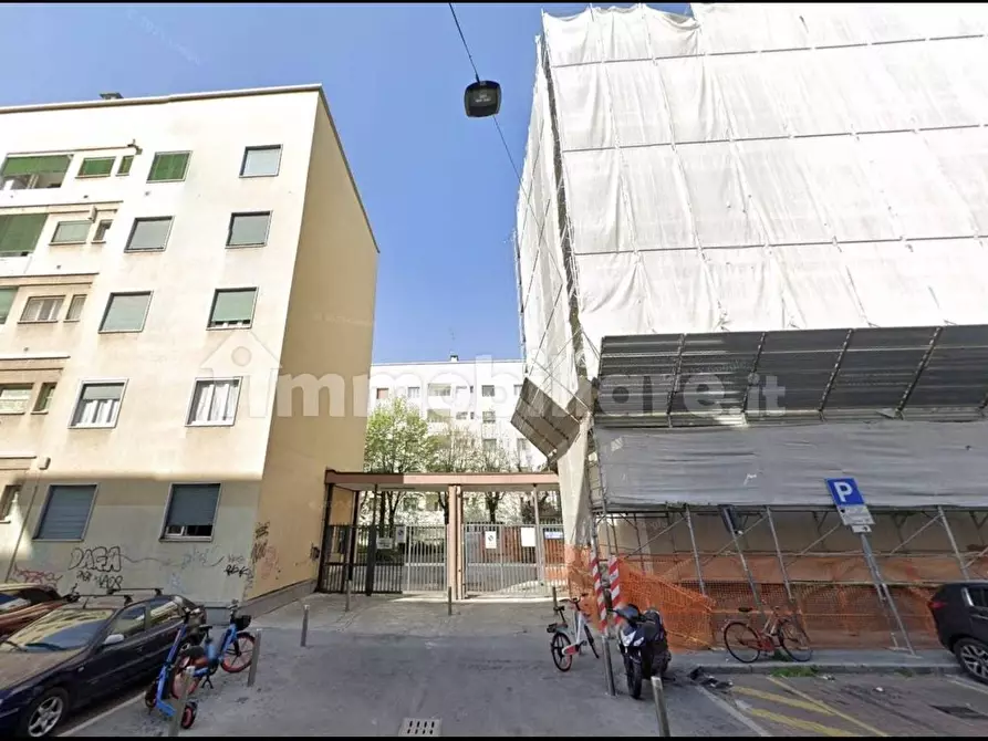 Immagine 2 di Appartamento in vendita  in VIA ILLIRICO 1 a Milano