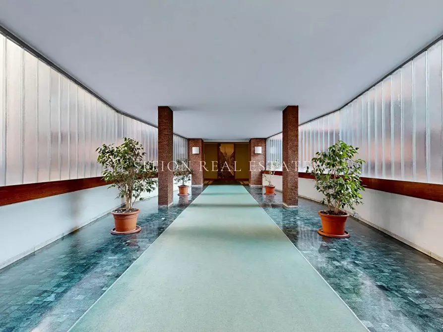 Immagine 34 di Appartamento in affitto  in Via Giovanni Da Procida 6 a Milano