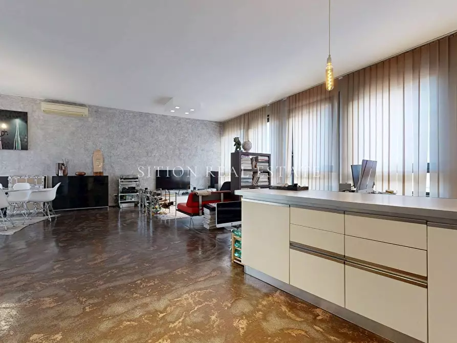 Immagine 7 di Appartamento in vendita  in Via Giovanni Cadolini 32 a Milano
