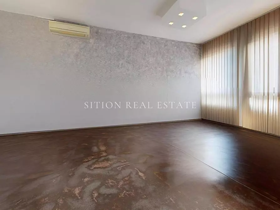 Immagine 32 di Appartamento in vendita  in Via Giovanni Cadolini 32 a Milano