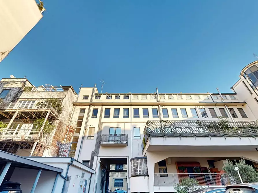 Immagine 34 di Appartamento in vendita  in Via Giovanni Cadolini 32 a Milano