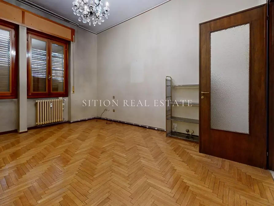 Immagine 24 di Appartamento in vendita  in Via Dolomiti 1 a Milano