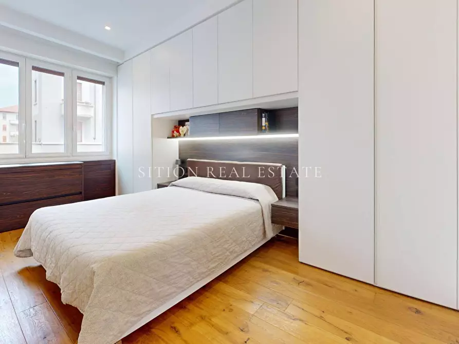 Immagine 16 di Appartamento in vendita  in Via Neera 14 a Milano