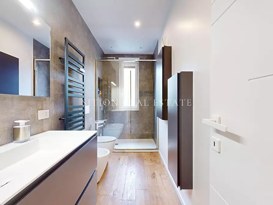 Immagine 19 di Appartamento in vendita  in Via Neera 14 a Milano