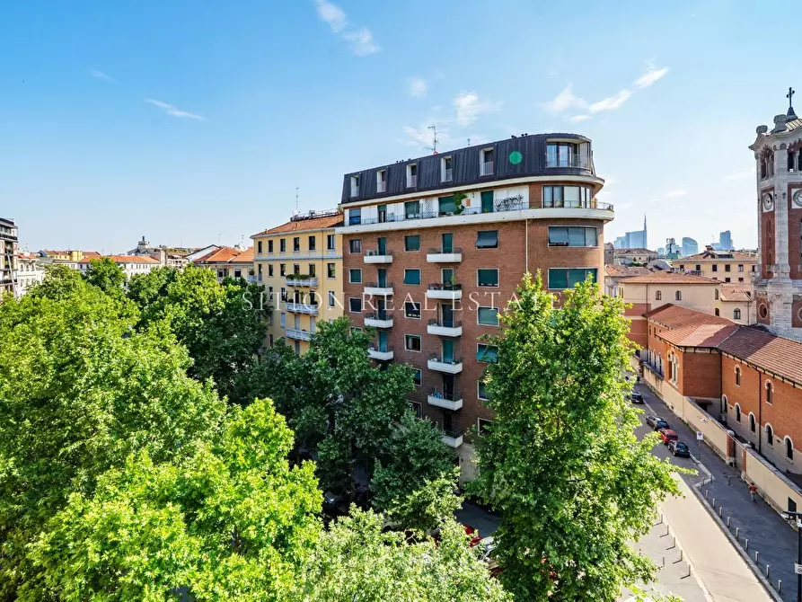 Immagine 18 di Appartamento in vendita  in Via Antonio Canova 15 a Milano