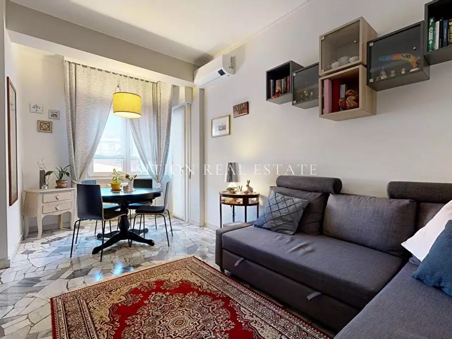 Immagine 2 di Appartamento in vendita  in Via Luigi Mercantini 4 a Milano