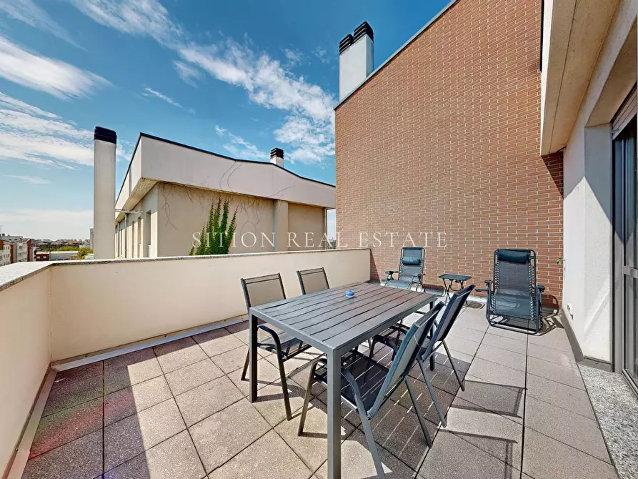 Immagine 1 di Appartamento in vendita  in Via Carlo Perini 21 a Milano