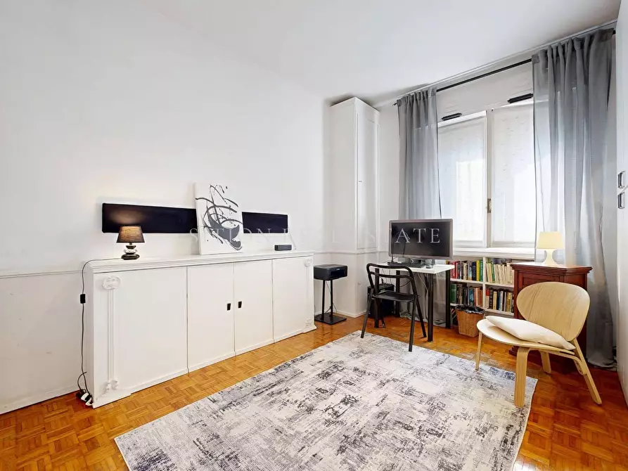 Immagine 11 di Appartamento in vendita  in Via Angelo Poliziano 12 a Milano