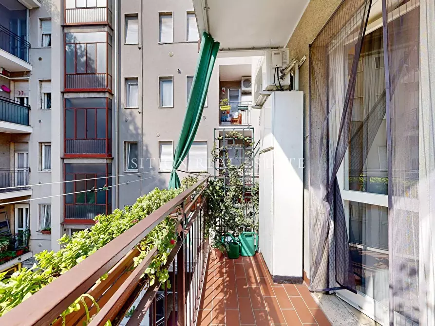 Immagine 17 di Appartamento in vendita  in Via Angelo Poliziano 12 a Milano