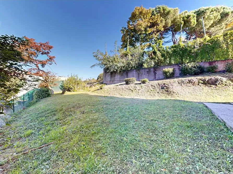 Immagine 19 di Appartamento in vendita  in Via Stoppani 5 a Varese