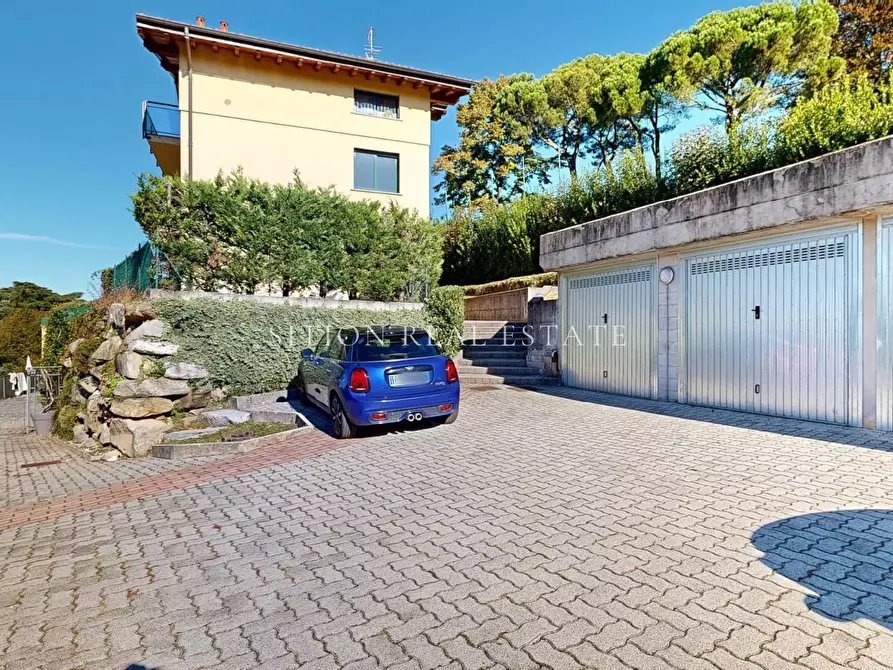 Immagine 16 di Appartamento in vendita  in Via Stoppani 5 a Varese