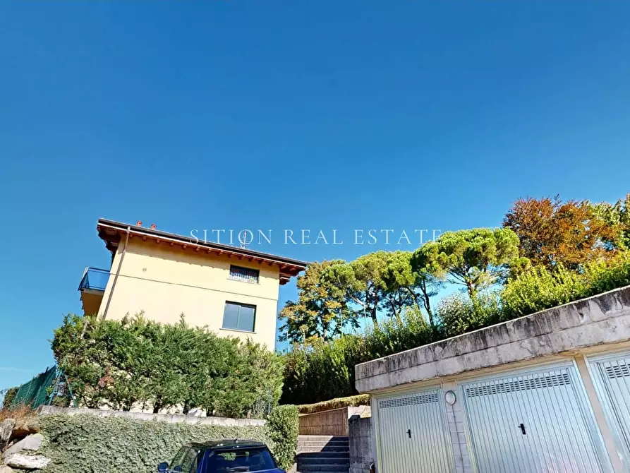 Immagine 20 di Appartamento in vendita  in Via Stoppani 5 a Varese