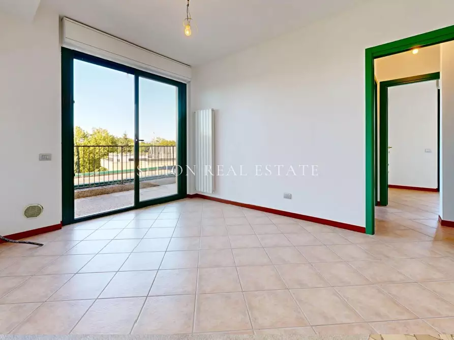 Immagine 2 di Appartamento in vendita  in Via Stoppani 5 a Varese